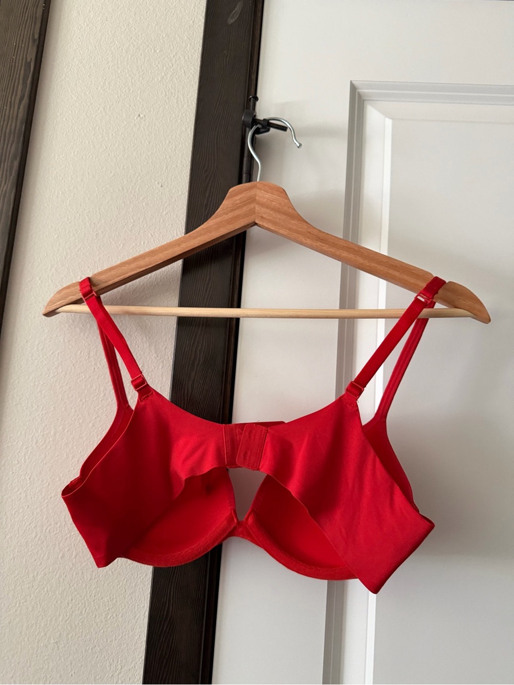Skims push up bra 34B - Picture 2 of 3